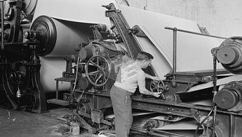 Paper mill workers experience health problems as a result of occupational asbestos exposure